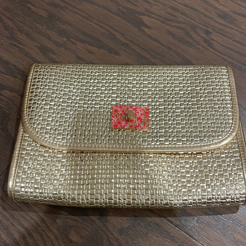 Lilly Pulitzer clutch